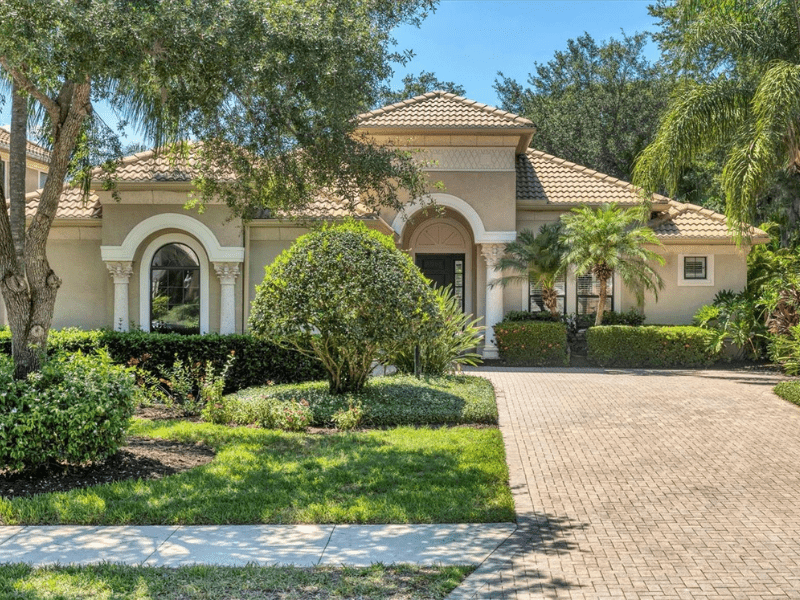 Lakewood Ranch Country Club | Sold by Jeff Hinrichs | Michael Saunders & Co